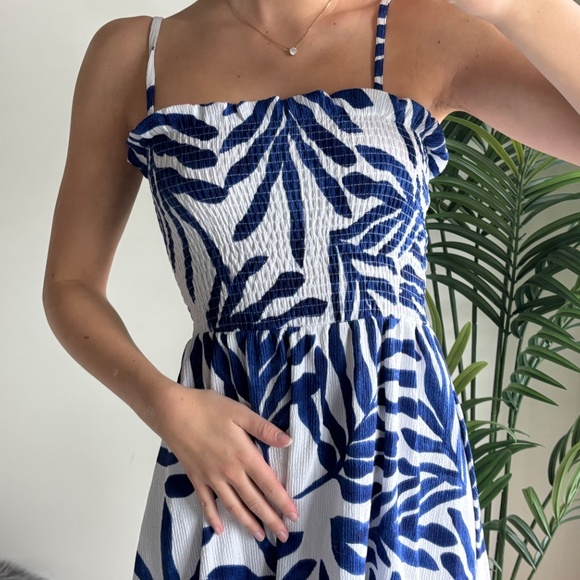 Midi dress blue and white. - Picture 1 of 4
